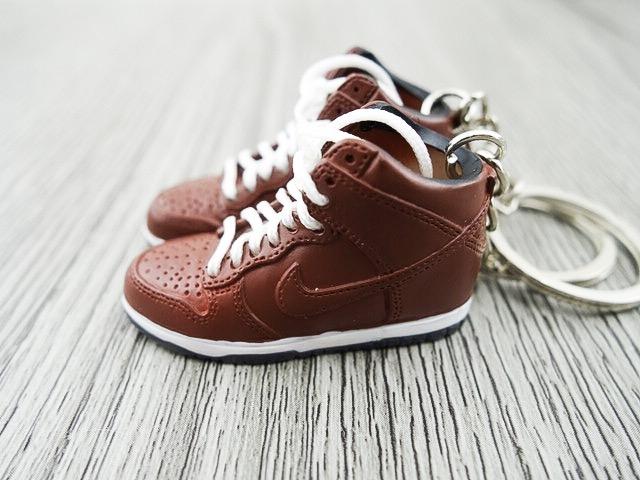 Mini Sneaker keychains Dunk Hi - Brown - Sneakers Passion