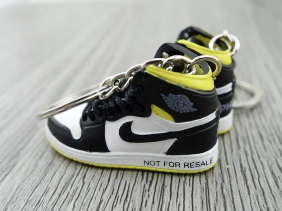 Mini sneaker keychain 3D Air Jordan 1 - Not For Resale Yellow - Sneakers Passion