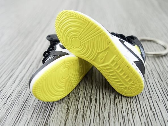 Mini sneaker keychain 3D Air Jordan 1 - Not For Resale Yellow - Sneakers Passion