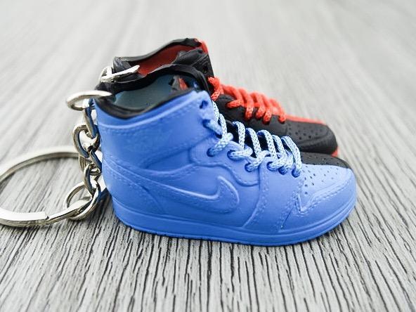 Mini sneaker keychain 3D Air Jordan 1 - Quai 54 Friends and Family HQ - Sneakers Passion