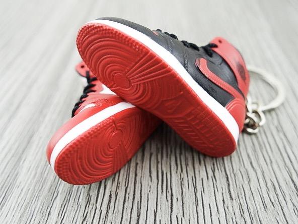 Mini sneaker keychain 3D Air Jordan 1 - Homage To Home - Sneakers Passion