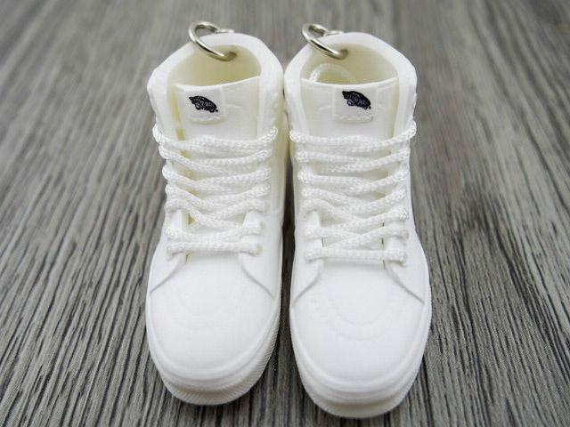 Mini 3D sneaker keychains VANS Skate Hi - Triple White - Sneakers Passion