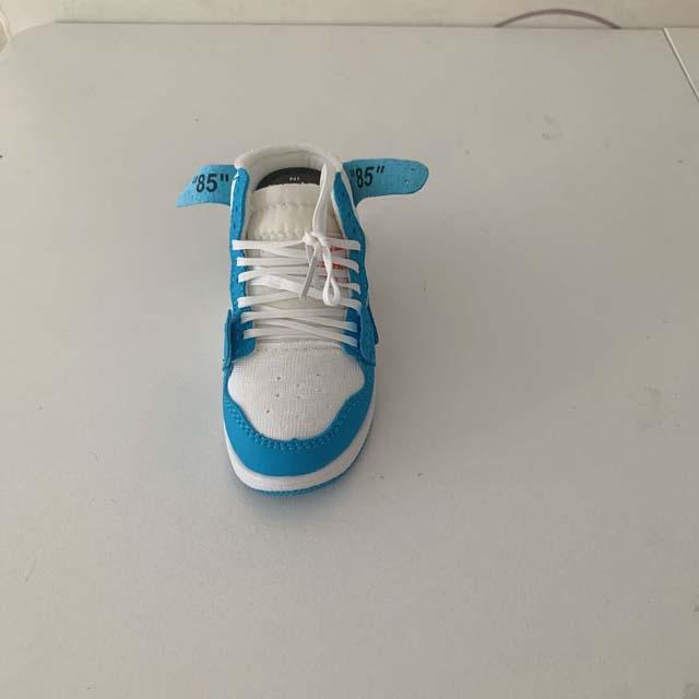 NEW Sneaker Power Bank - OFF-WHITE x AJ1 - Blue - Sneakers Passion