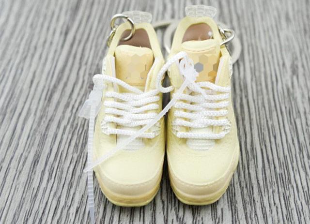 Mini sneaker keychain 3D AJ 4 x OW - Limited edition - Sneakers Passion