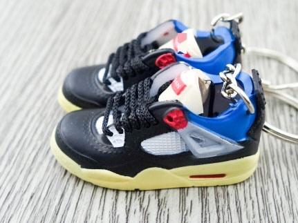 Mini sneaker keychain 3D AJ 4 Union - Off Noir - Sneakers Passion