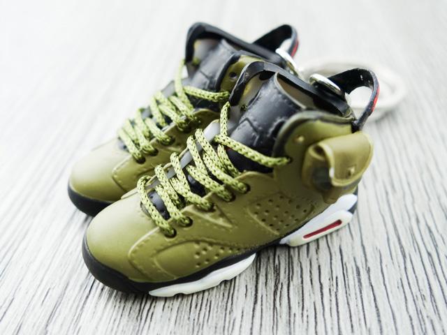 Mini sneaker keychain 3D AJ6 x TS - Mid Olive - Sneakers Passion