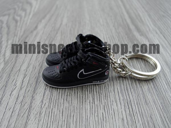 mini sneaker keychain Air Force 1 High "NYC edition" (2003) - Sneakers Passion