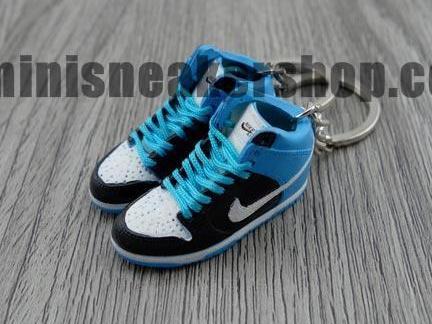 mini sneaker keychains Dunk Pro High SB- Send Help (2006) - Sneakers Passion