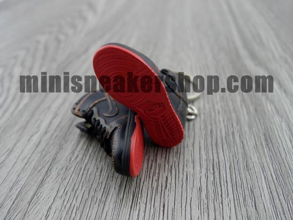 mini sneaker keychains Dunk Pro High SB- Unlucky (2004) - Sneakers Passion