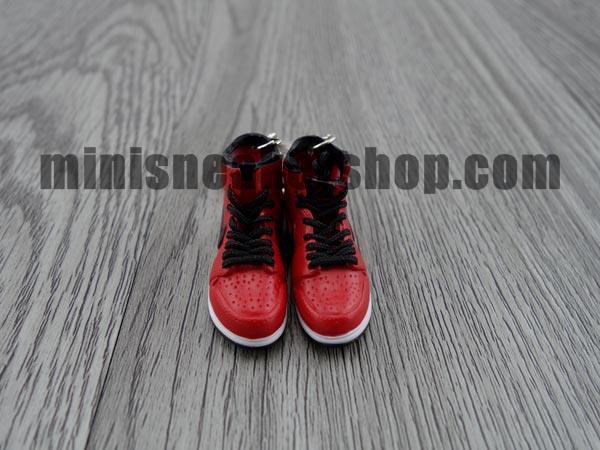 mini sneaker keychain 3D Air Jordan 1 Gym Red - Sneakers Passion