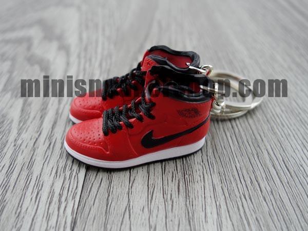 mini sneaker keychain 3D Air Jordan 1 Gym Red - Sneakers Passion