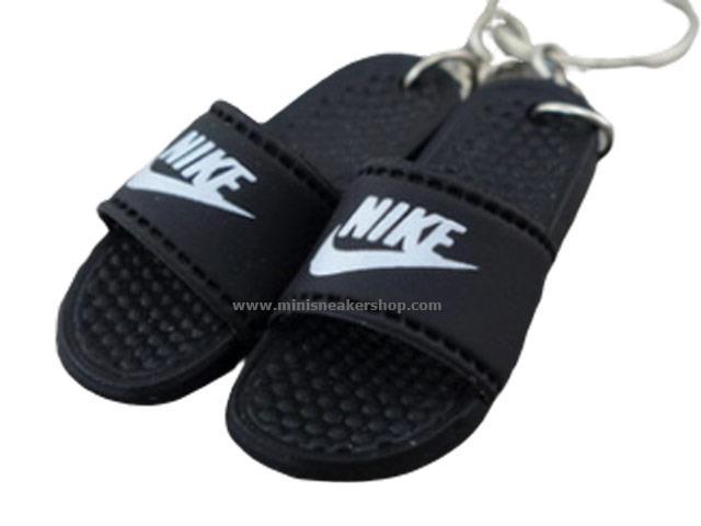 mini 3D sneaker keychains Flip Flops - Nike Benassi Sandals - Sneakers Passion