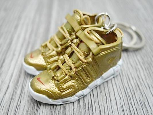 Mini 3D sneaker keychains Air Up Tempo - GOLD - Sneakers Passion