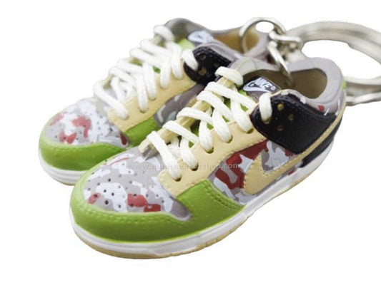 Mini sneaker keychain 3D Dunk Lo - Camo - Sneakers Passion