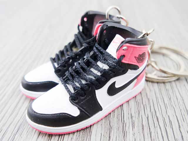 Mini sneaker keychain 3D Air Jordan 1 - Black/White/Pink - Sneakers Passion