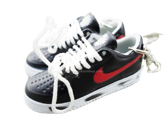 mini 3D sneaker keychains Air Force 1 x G-Dragon Black black and red - Sneakers Passion