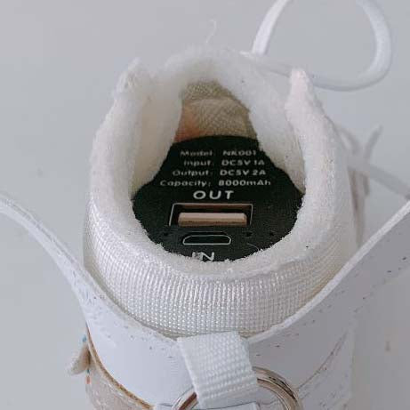 NEW Sneaker Power Bank - OFF-WHITE x AJ1 - White - Sneakers Passion