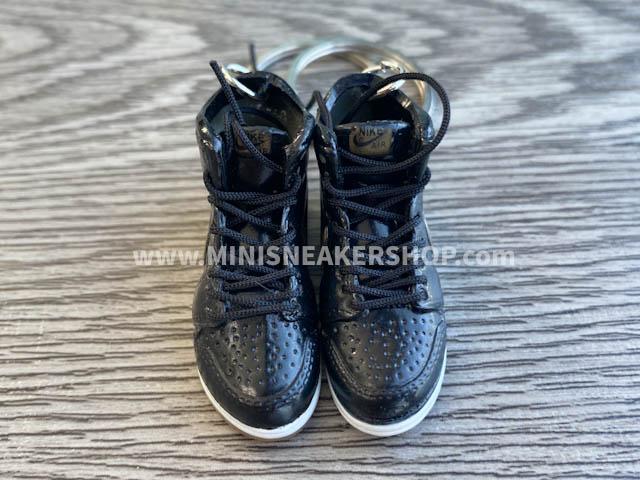 Mini sneaker keychain 3D Air Jordan 1 - Black and Gold - Sneakers Passion