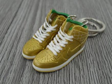 Mini sneaker keychain 3D Dunk - Gold Green - Sneakers Passion