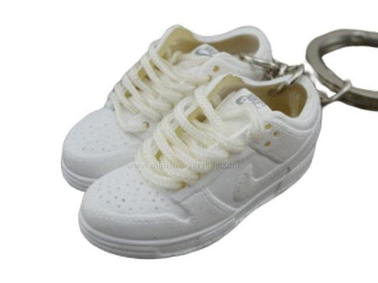 Mini sneaker keychain 3D Dunk Lo - Triple White - Sneakers Passion