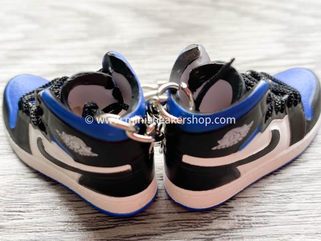 Mini sneaker keychain 3D AJ 1 - High Royal Toe - Sneakers Passion