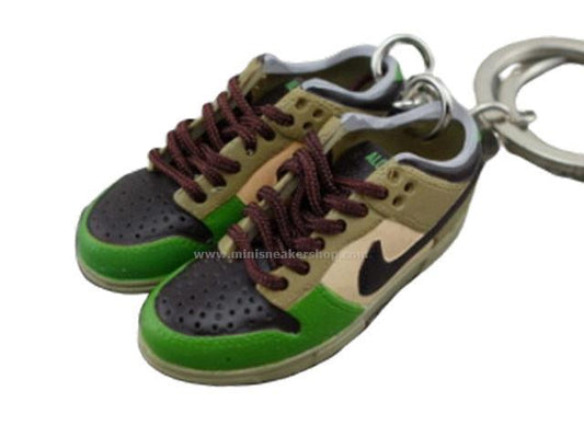 Mini sneaker keychain 3D Dunk Lo - Green beige - Sneakers Passion