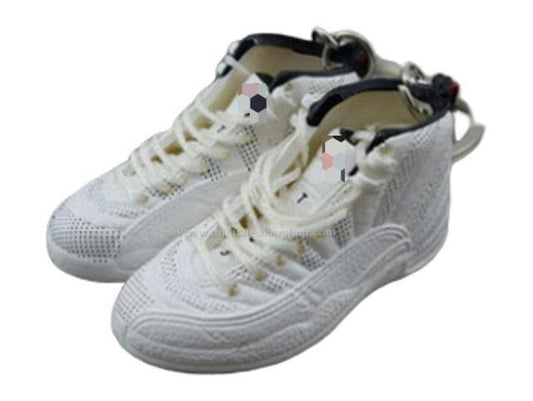 Mini 3D sneaker keychains AJ 12 White - Sneakers Passion