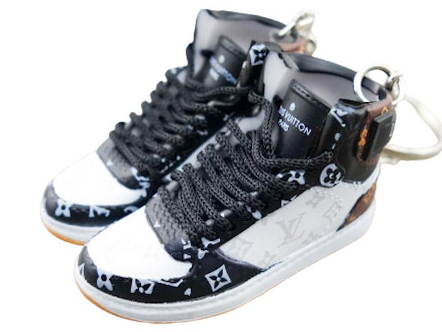 Mini sneaker keychain 3D LV - Brown/White/Black - Sneakers Passion