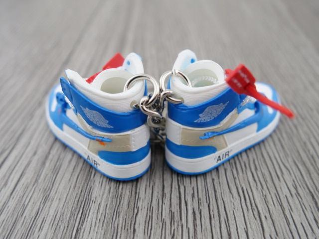 Mini sneaker keychain 3D AJ1 x OW inspired UNC (University Blue) - Sneakers Passion