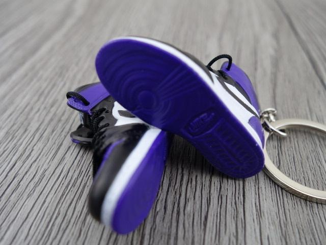 Mini sneaker keychain 3D Air Jordan 1 - Court Purple - Sneakers Passion