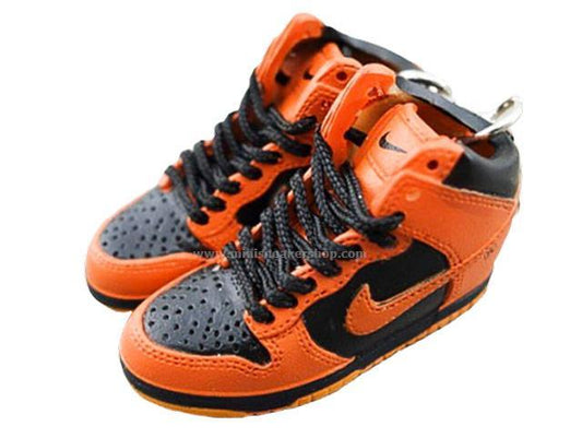 Mini sneaker keychain 3D Dunk Hi - Halloween - Sneakers Passion