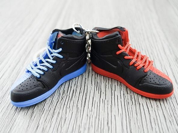 Mini sneaker keychain 3D Air Jordan 1 - Quai 54 Friends and Family HQ - Sneakers Passion
