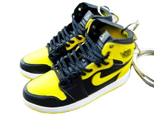 Mini sneaker keychain 3D Air Jordan 1 - Black and Yellow - New Love HQ - Sneakers Passion