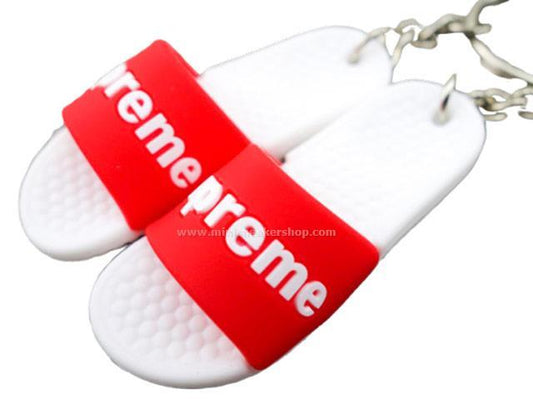 mini 3D sneaker keychains Flip Flops - Sandals White/Red - Sneakers Passion