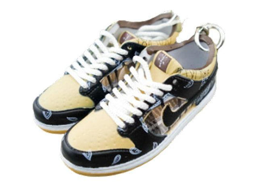 Mini sneaker keychain 3D Dunk SB low X Travis Scott HQ - Sneakers Passion