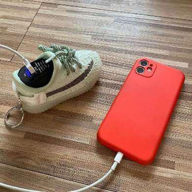 Yeezy Power Bank Charger - Green - Sneakers Passion