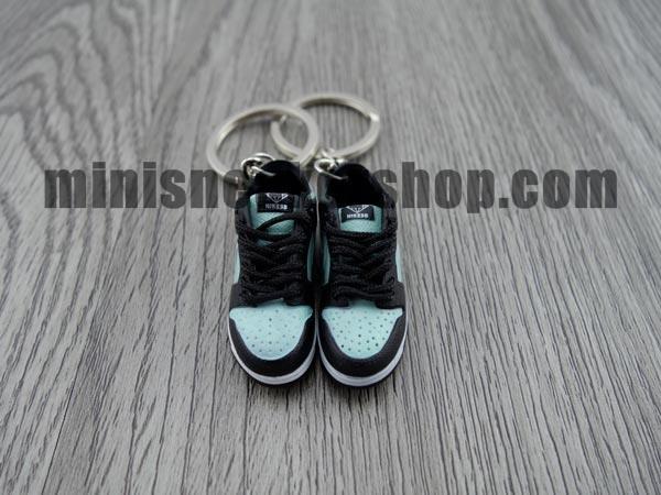 mini sneaker keychains Dunk Low Pro SB- Tiffany (2005) - Sneakers Passion
