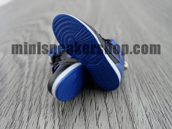 mini sneaker keychain 3D AJ1 Black Royal Blue (1985) - Sneakers Passion